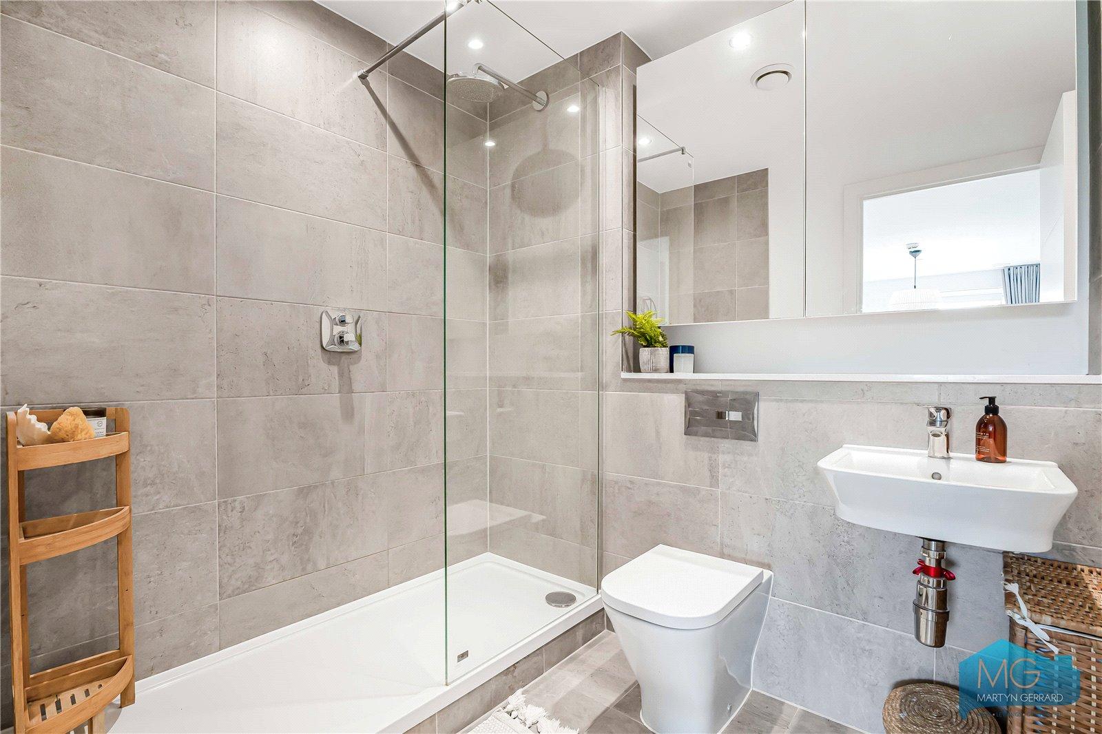 3 bedroom Apartment for sale - Martyn Gerrard