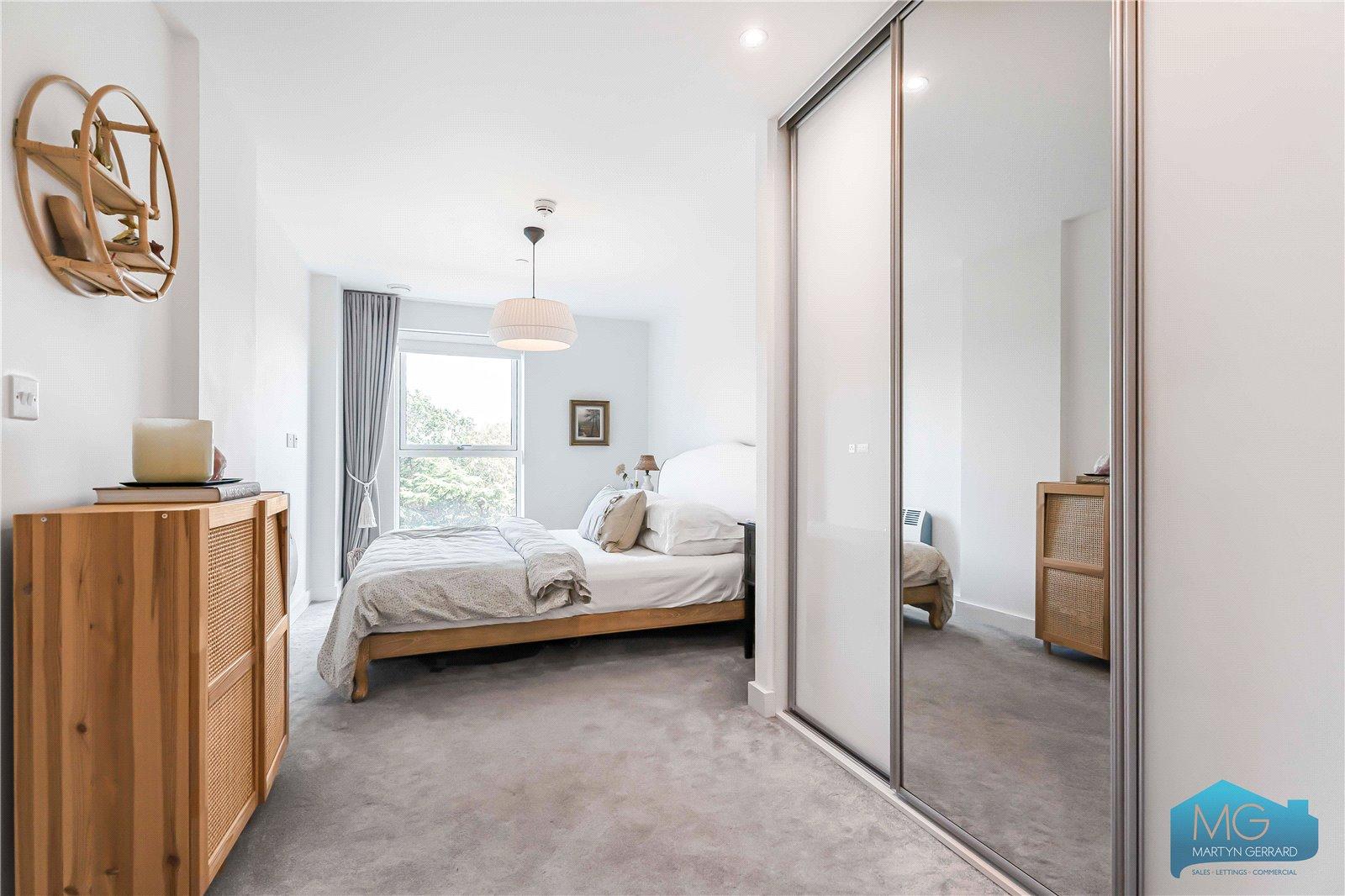 3 bedroom Apartment for sale - Martyn Gerrard
