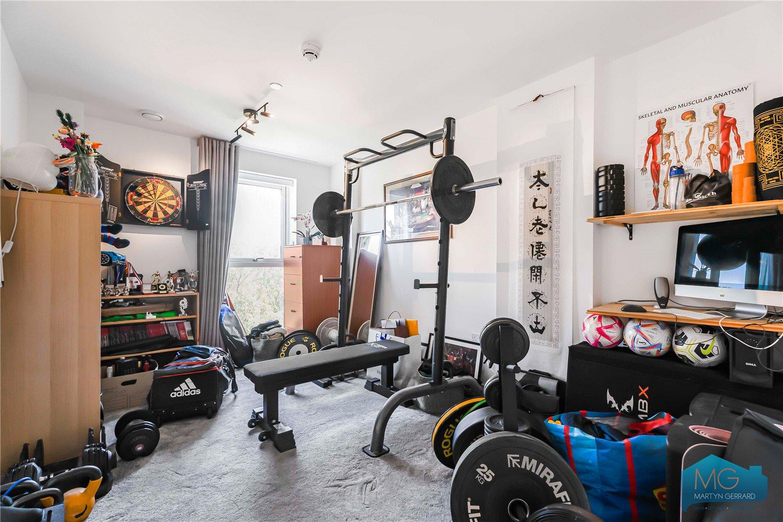3 bedroom Apartment for sale - Martyn Gerrard