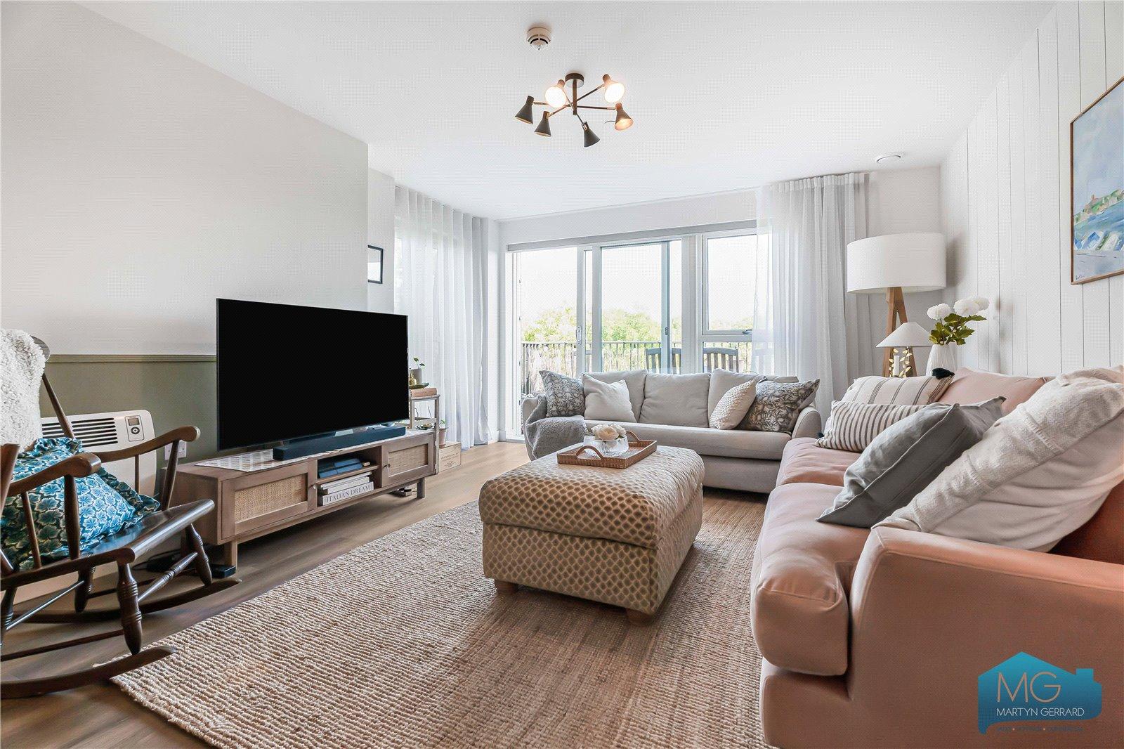 3 bedroom Apartment for sale - Martyn Gerrard