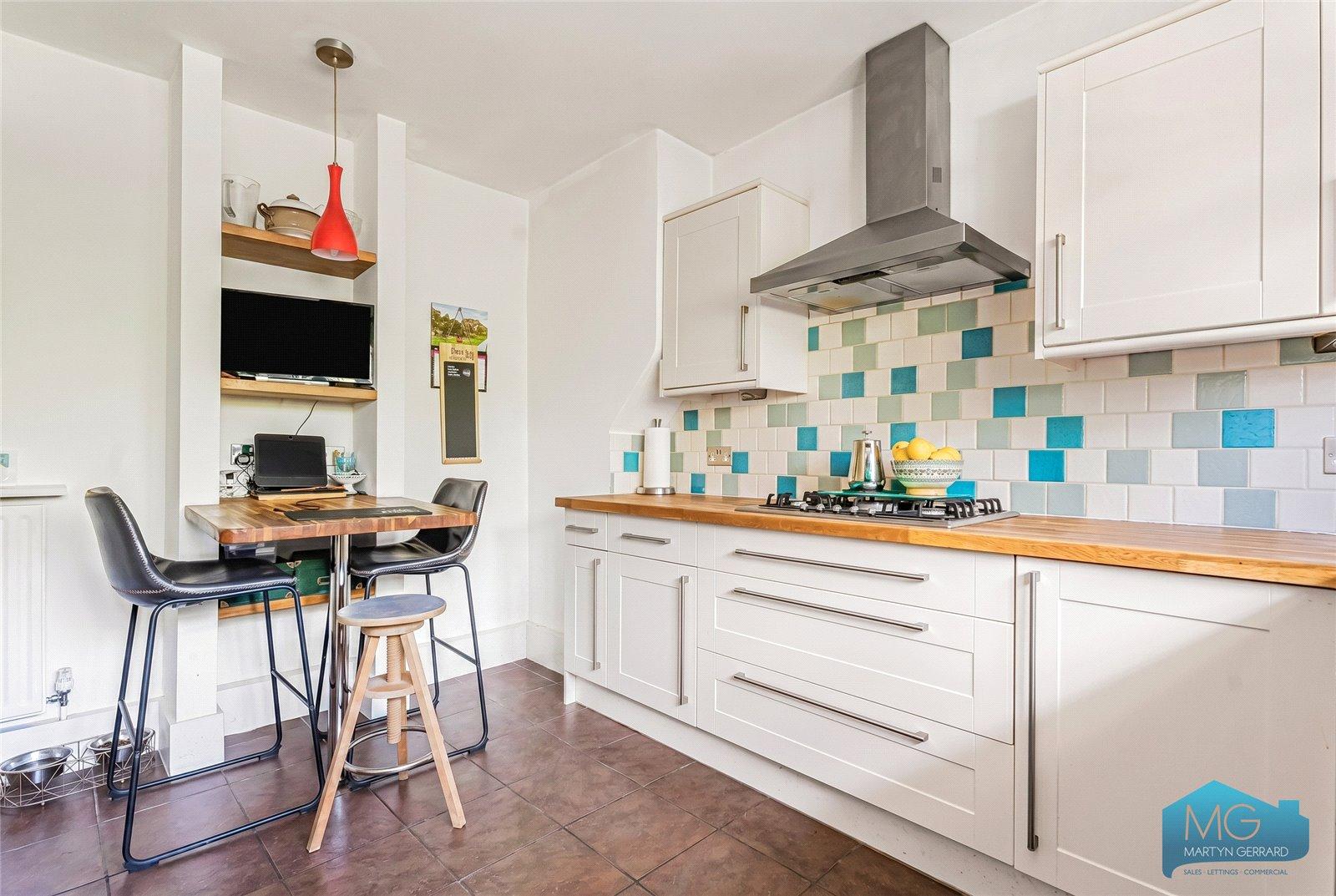 3 bedroom Apartment for sale - Martyn Gerrard
