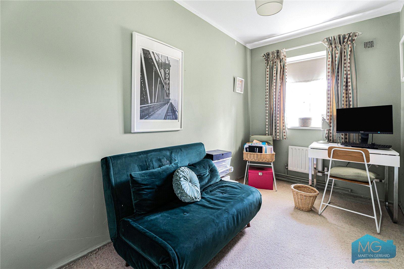 3 bedroom Apartment for sale - Martyn Gerrard
