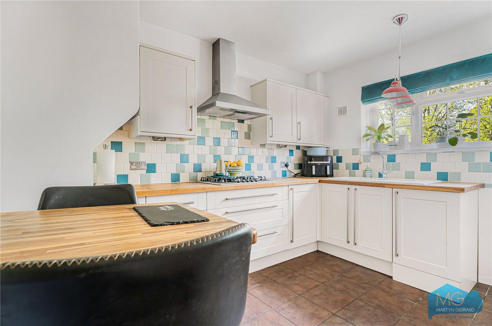 3 bedroom Apartment for sale - Martyn Gerrard