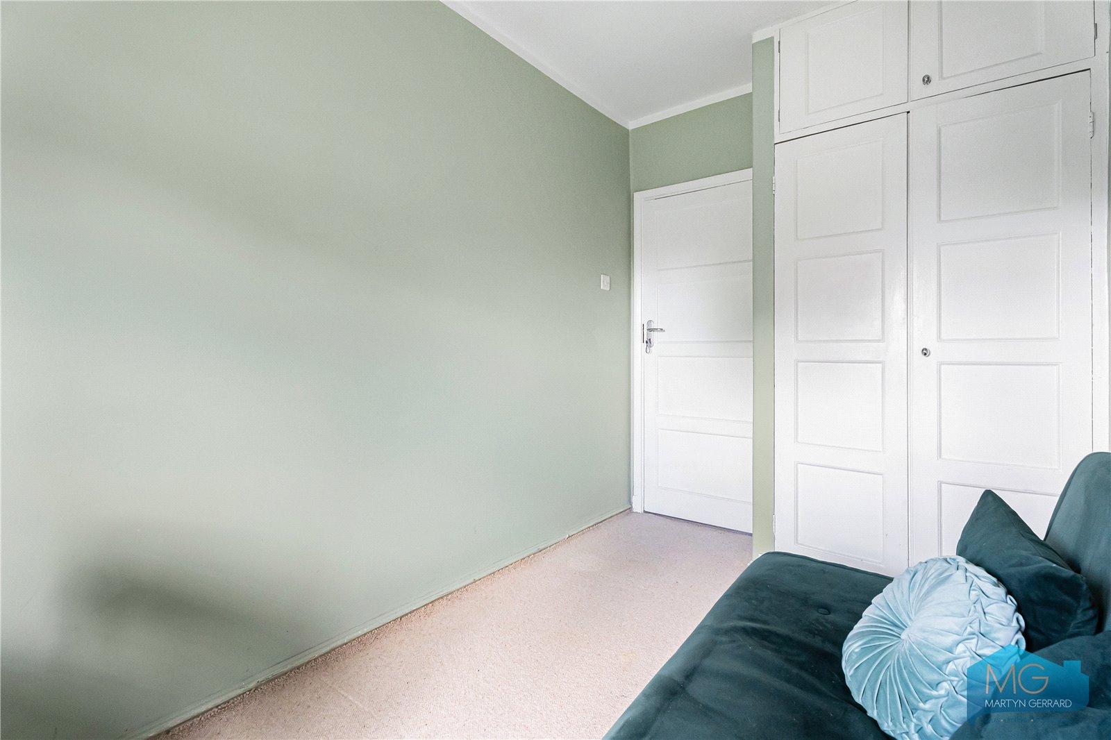 3 bedroom Apartment for sale - Martyn Gerrard