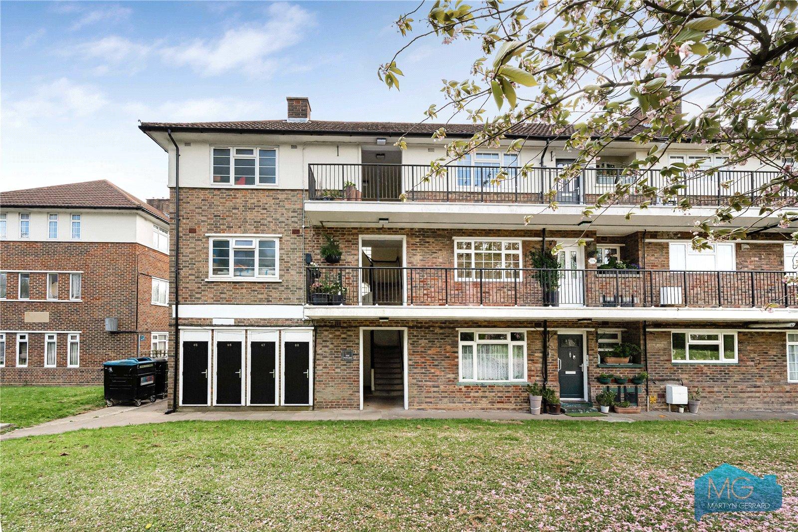 3 bedroom Apartment for sale - Martyn Gerrard