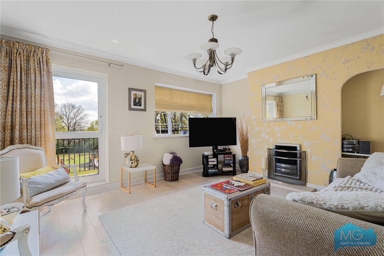 3 bedroom Apartment for sale - Martyn Gerrard