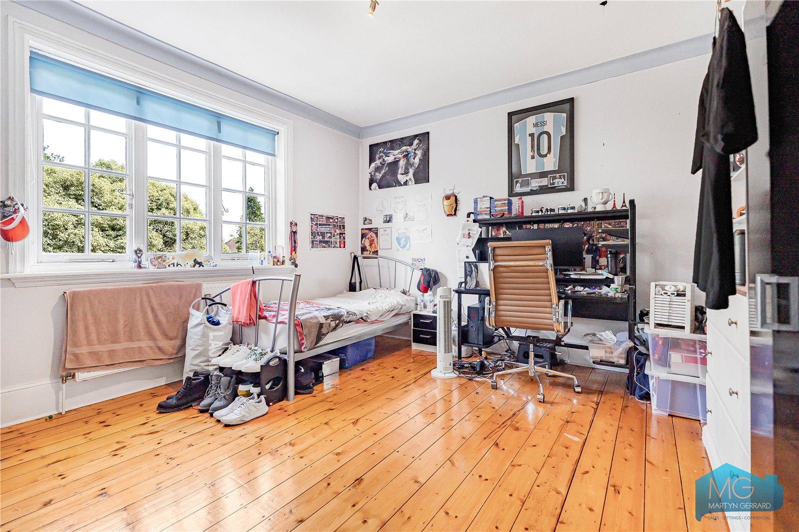 6 bedroom Semi-Detached House for sale - Martyn Gerrard