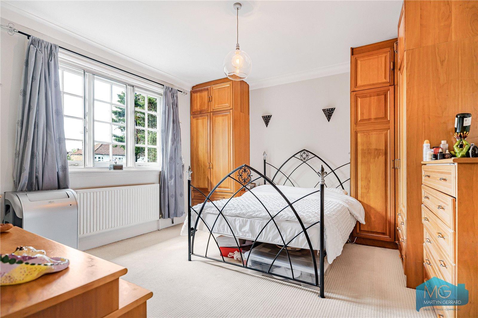 6 bedroom Semi-Detached House for sale - Martyn Gerrard