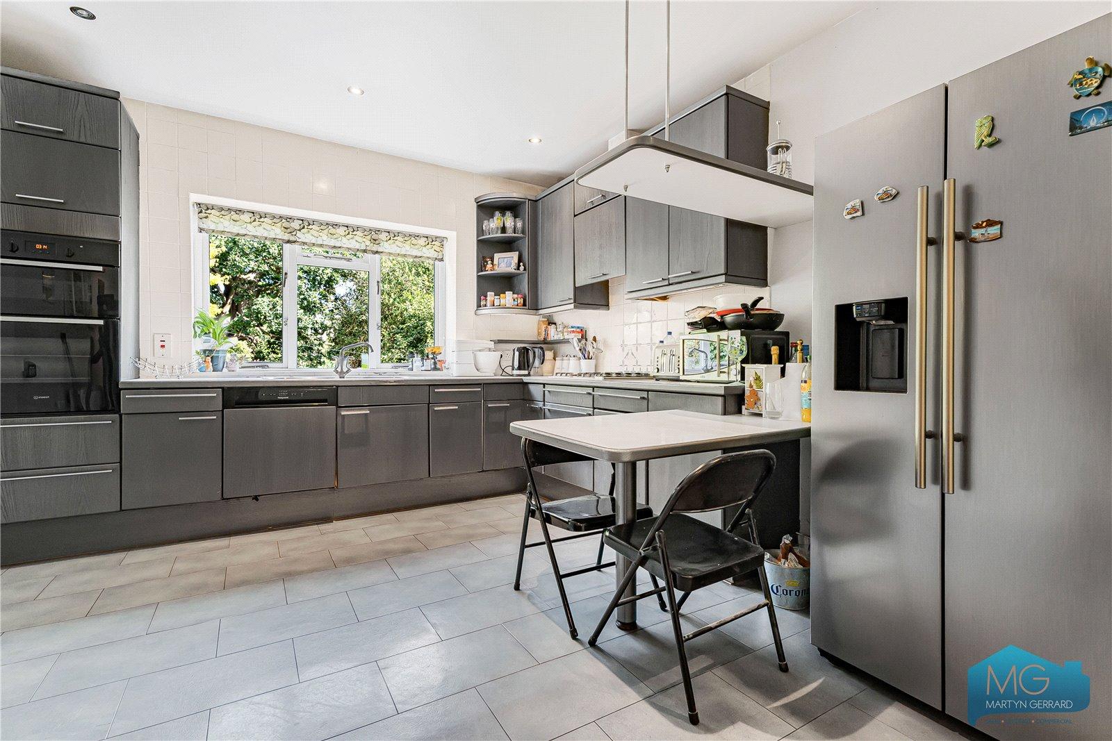 6 bedroom Semi-Detached House for sale - Martyn Gerrard