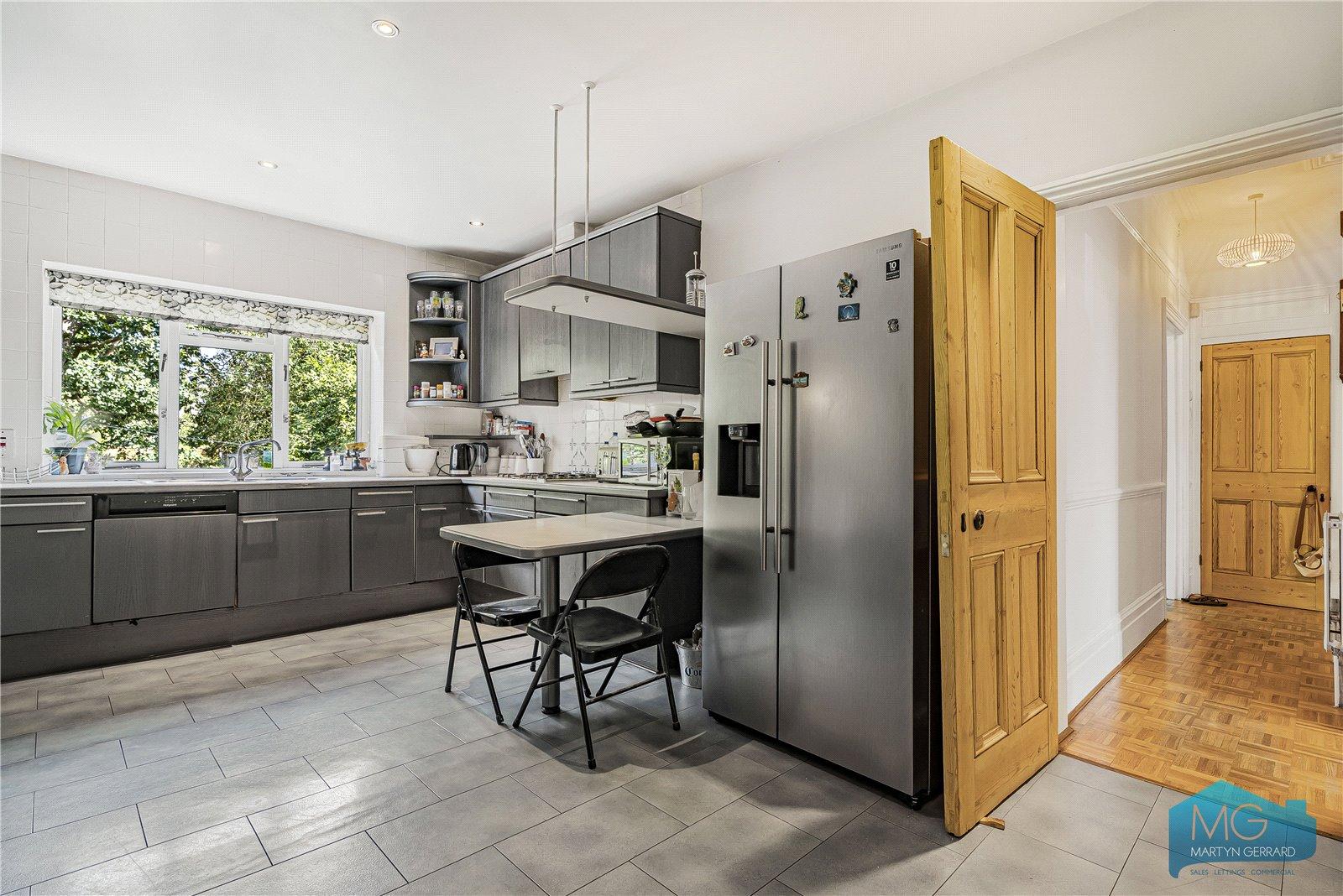 6 bedroom Semi-Detached House for sale - Martyn Gerrard