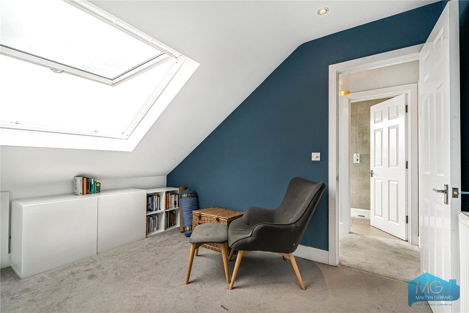 5 bedroom Detached House for sale - Martyn Gerrard