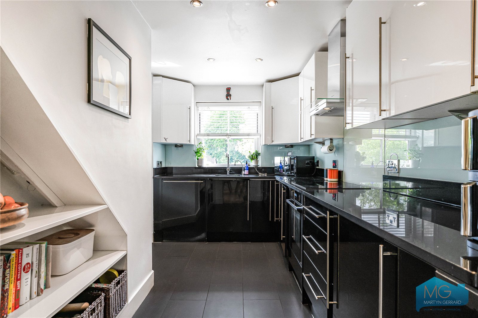 5 bedroom Detached House for sale - Martyn Gerrard