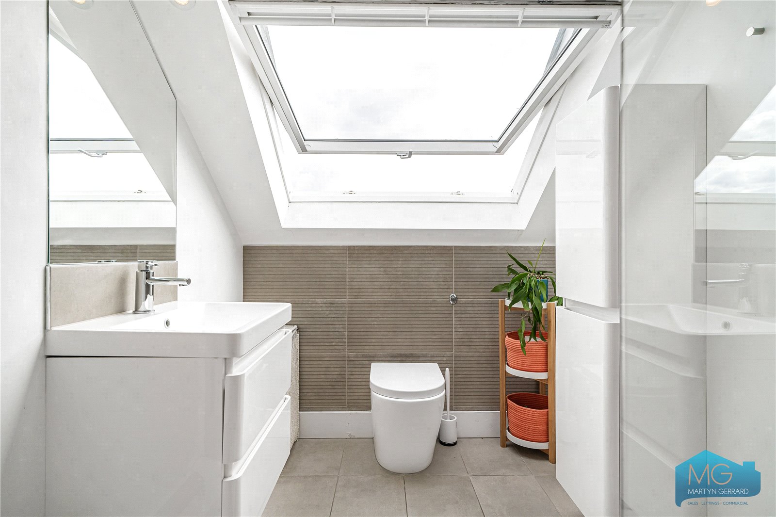 5 bedroom Detached House for sale - Martyn Gerrard
