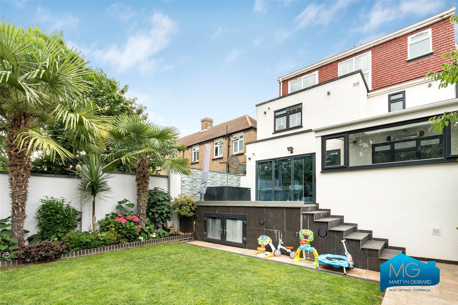 5 bedroom End of Terrace House to rent - Martyn Gerrard