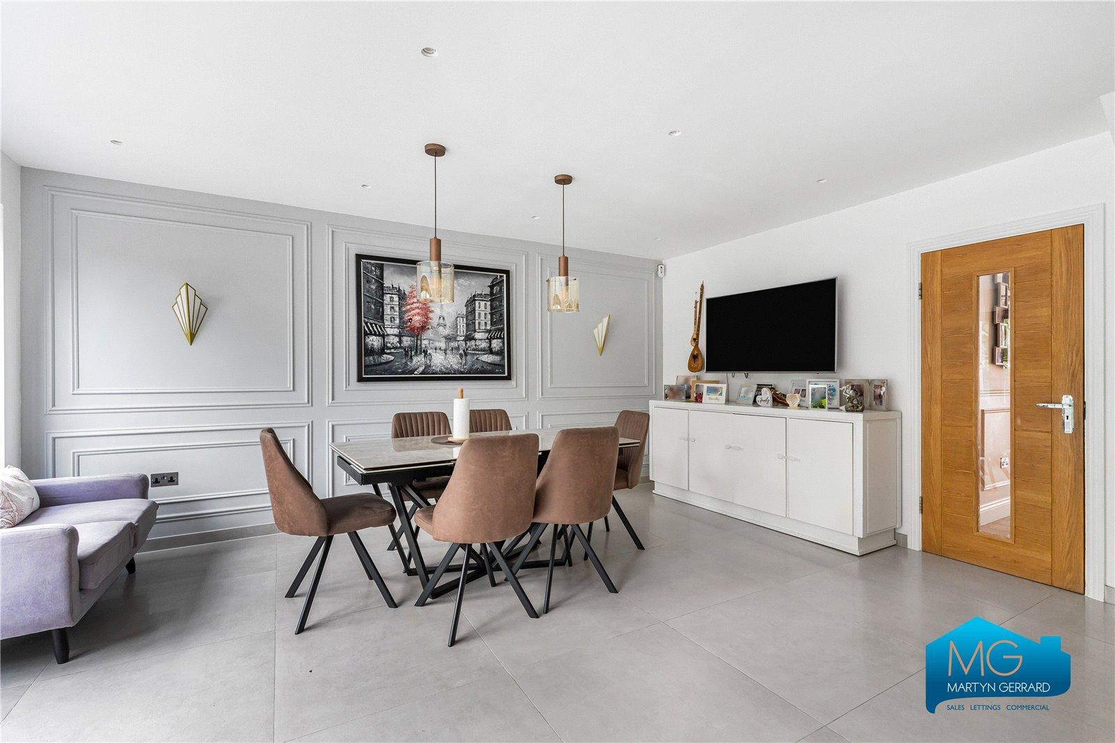 5 bedroom End of Terrace House to rent - Martyn Gerrard