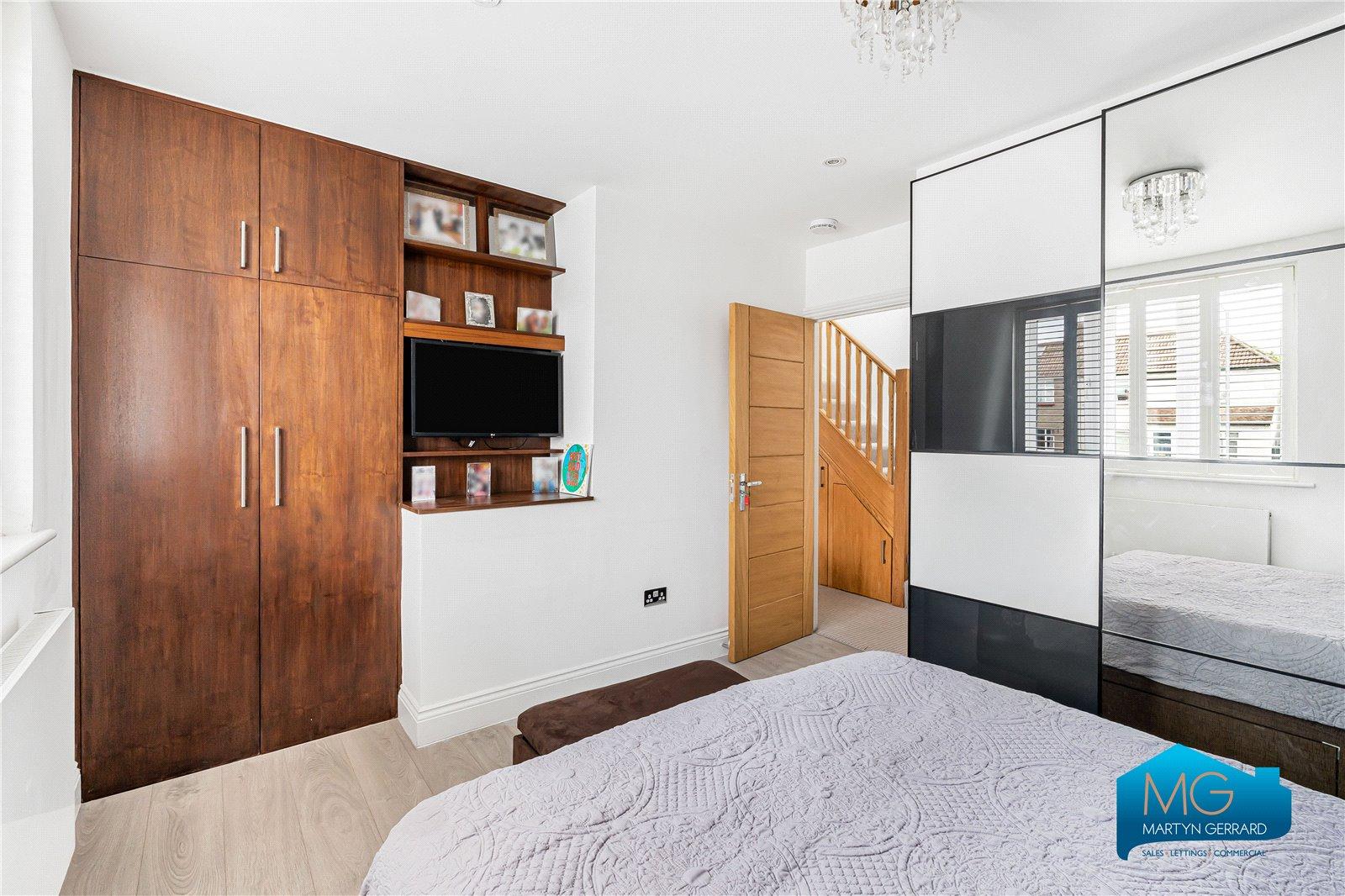 5 bedroom End of Terrace House to rent - Martyn Gerrard
