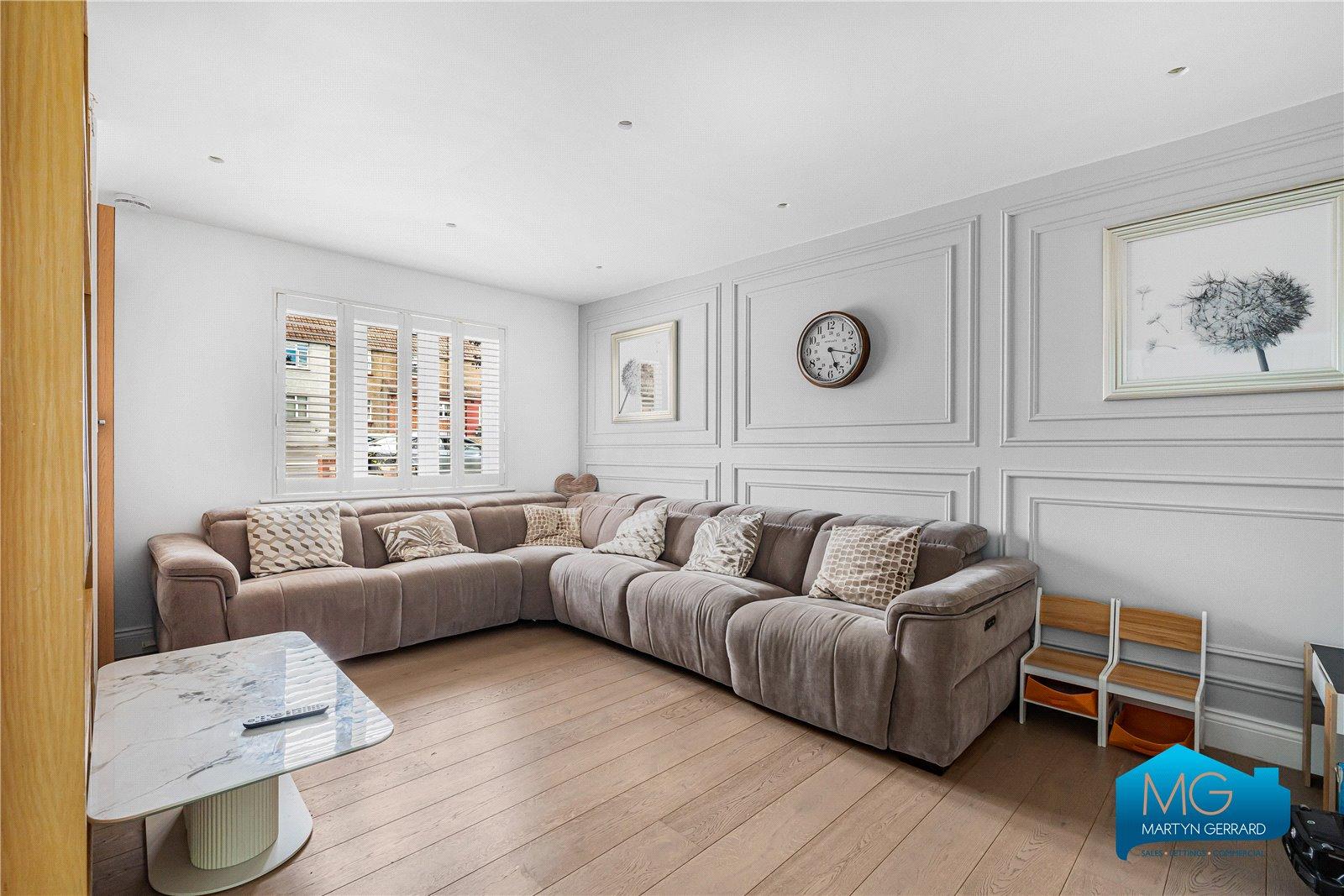 5 bedroom End of Terrace House to rent - Martyn Gerrard
