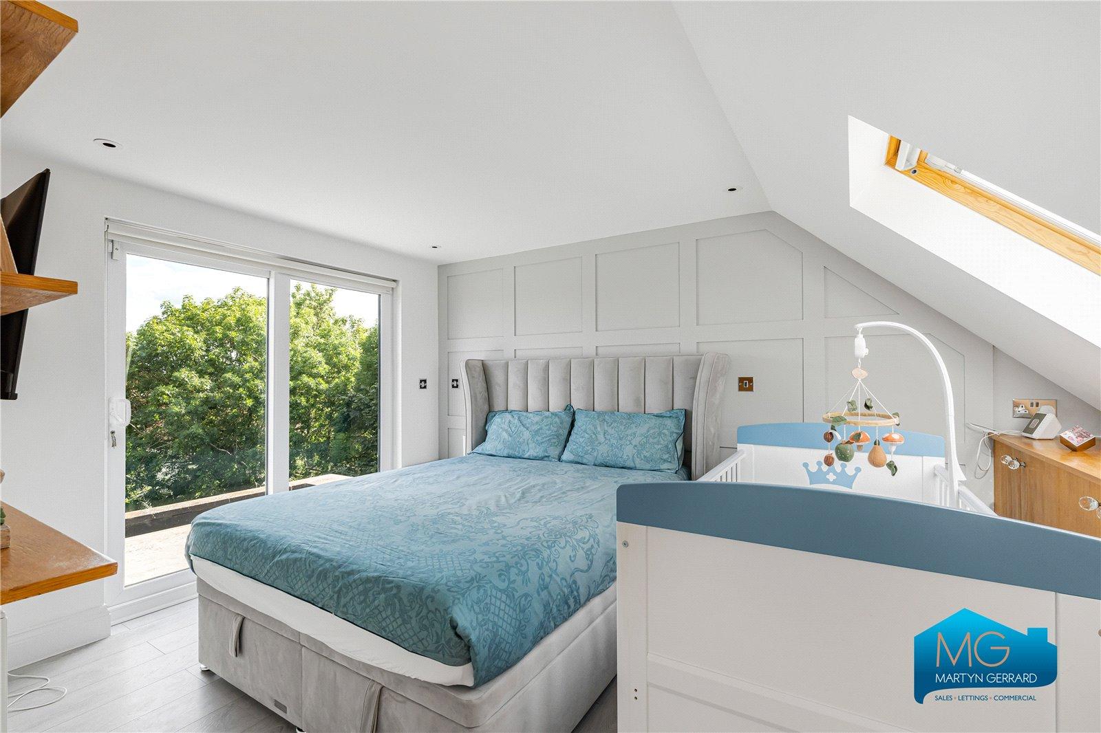 5 bedroom End of Terrace House to rent - Martyn Gerrard