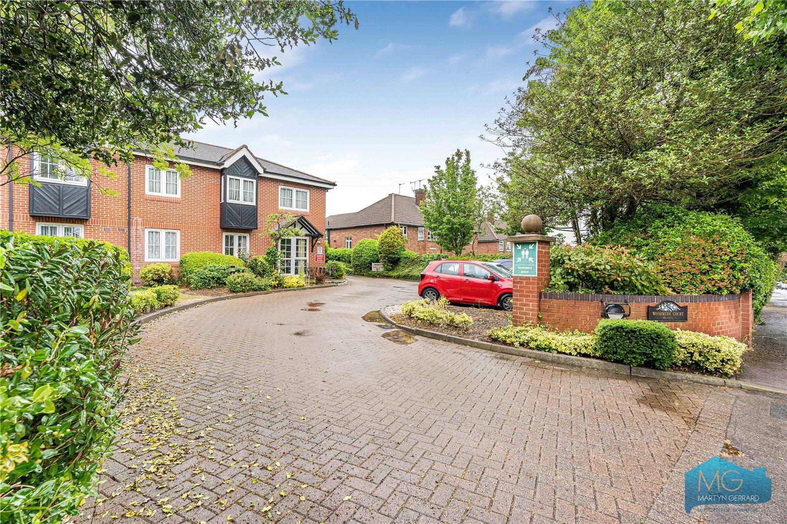 2 bedroom Apartment for sale - Martyn Gerrard