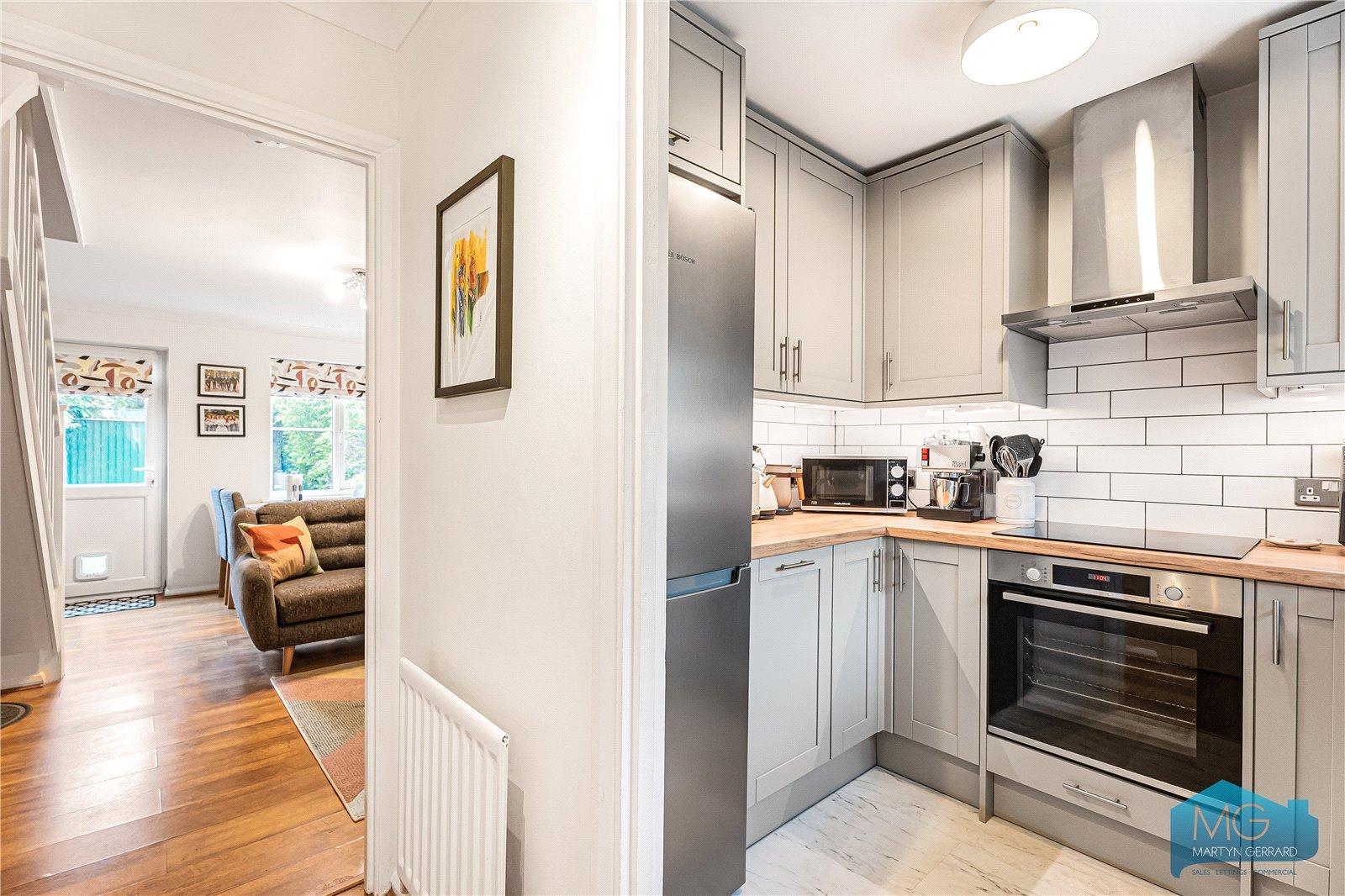 2 bedroom Terraced House for sale - Martyn Gerrard