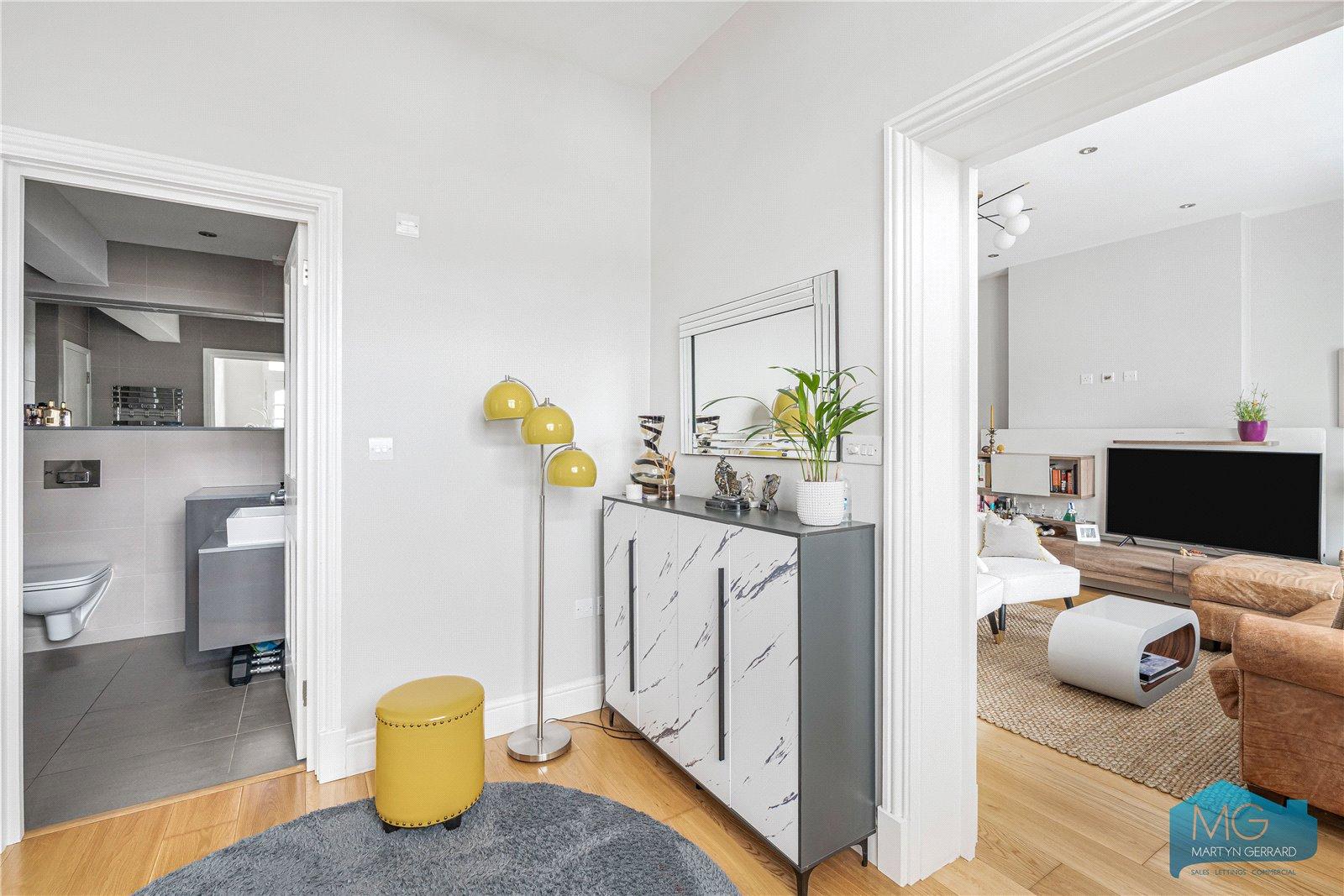 1 bedroom Apartment for sale - Martyn Gerrard