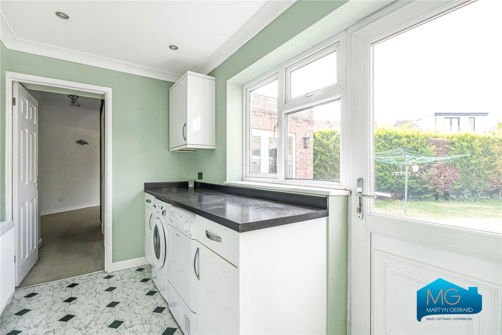 5 bedroom Semi-Detached House to rent - Martyn Gerrard