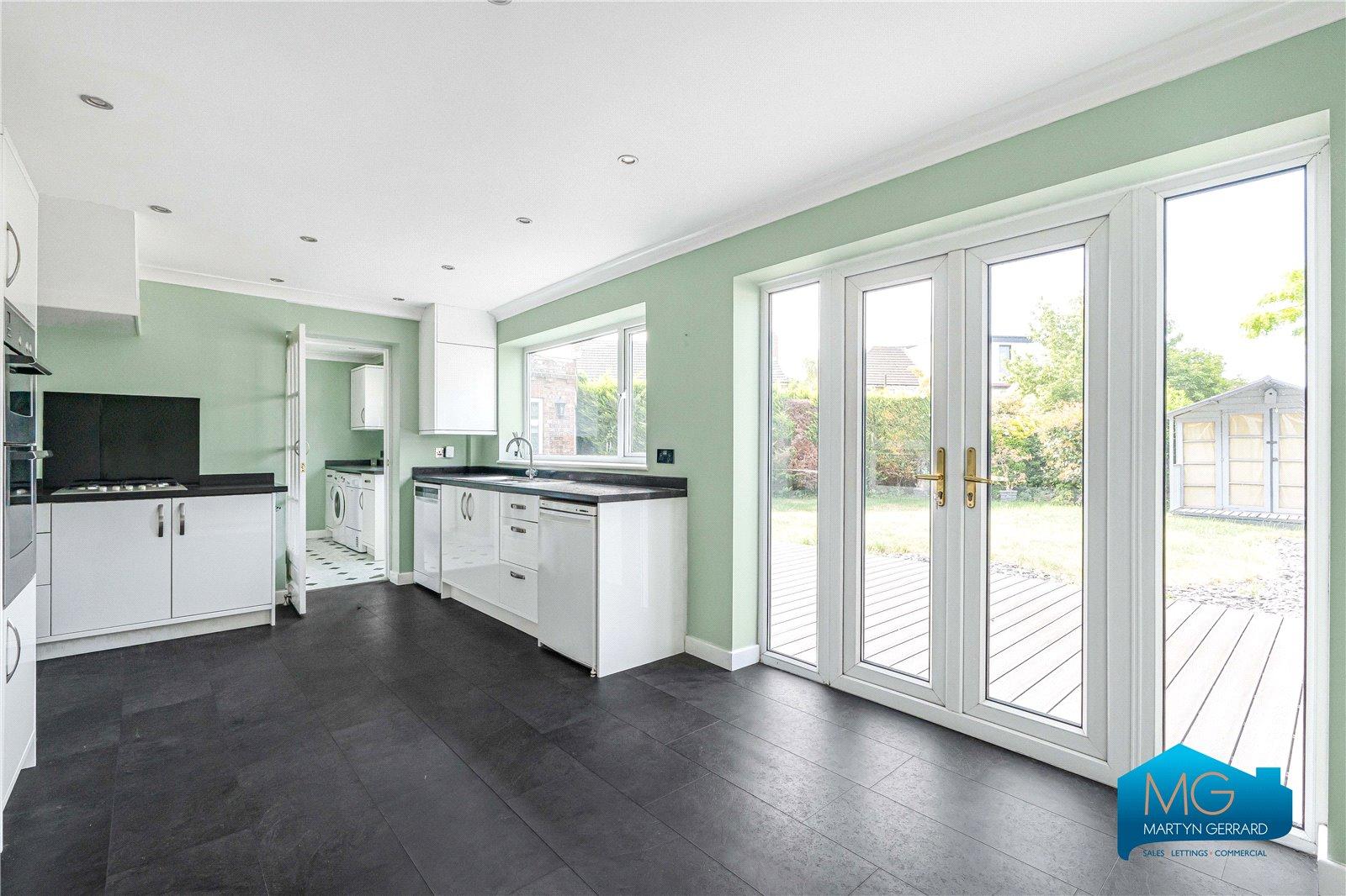 5 bedroom Semi-Detached House to rent - Martyn Gerrard