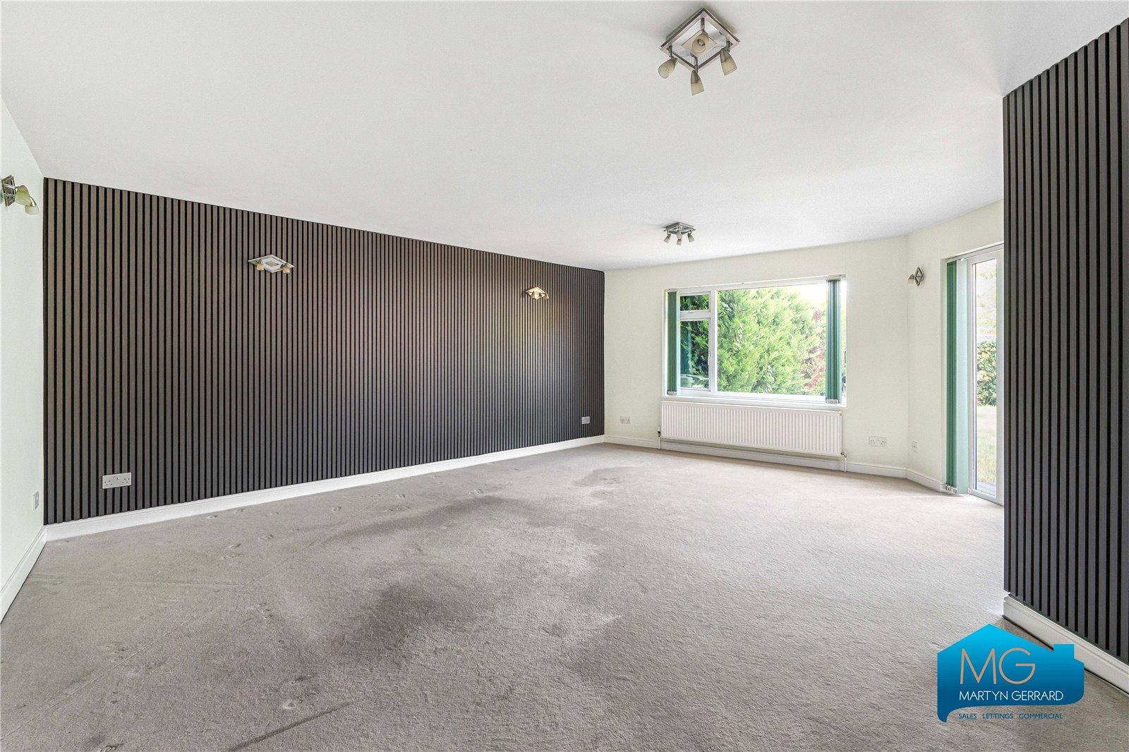 5 bedroom Semi-Detached House to rent - Martyn Gerrard