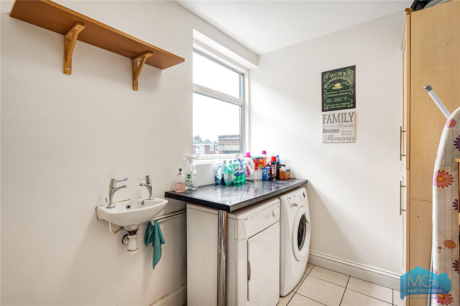 4 bedroom End of Terrace House for sale - Martyn Gerrard