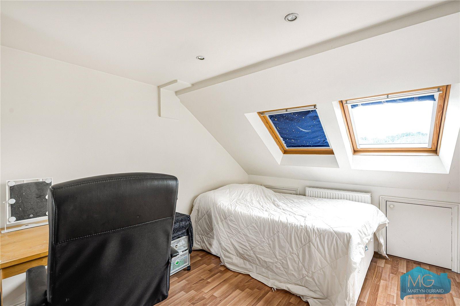 4 bedroom End of Terrace House for sale - Martyn Gerrard