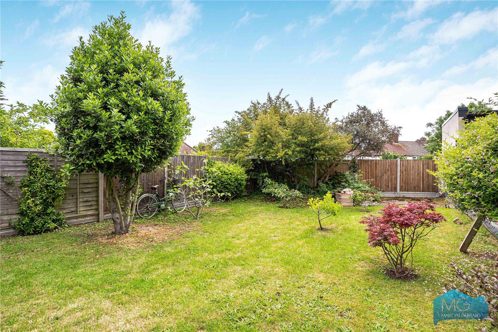 4 bedroom End of Terrace House for sale - Martyn Gerrard
