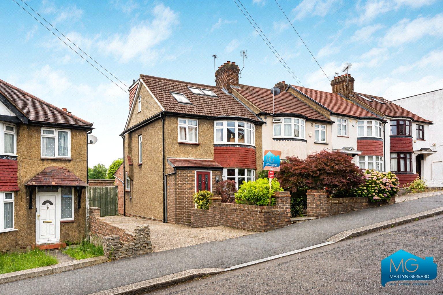 4 bedroom End of Terrace House for sale - Martyn Gerrard