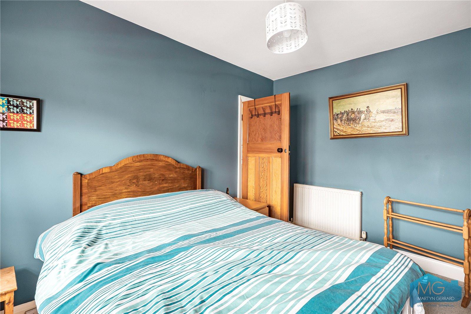 4 bedroom End of Terrace House for sale - Martyn Gerrard