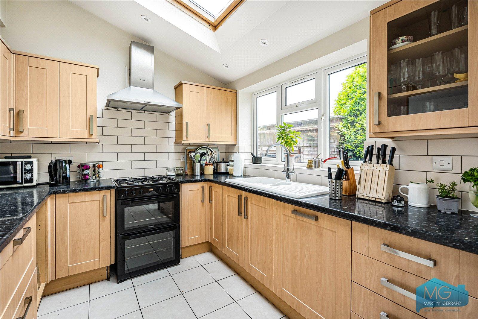 4 bedroom End of Terrace House for sale - Martyn Gerrard