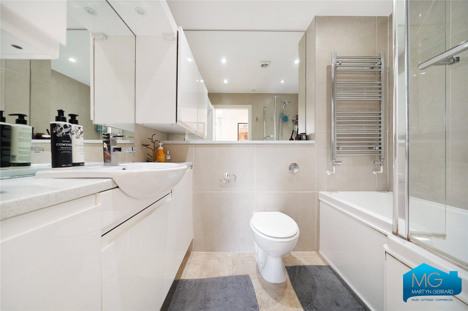 3 bedroom Terraced House for sale - Martyn Gerrard