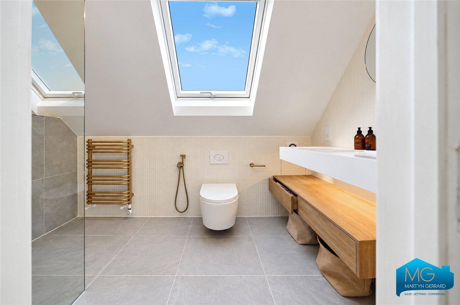 3 bedroom Terraced House for sale - Martyn Gerrard