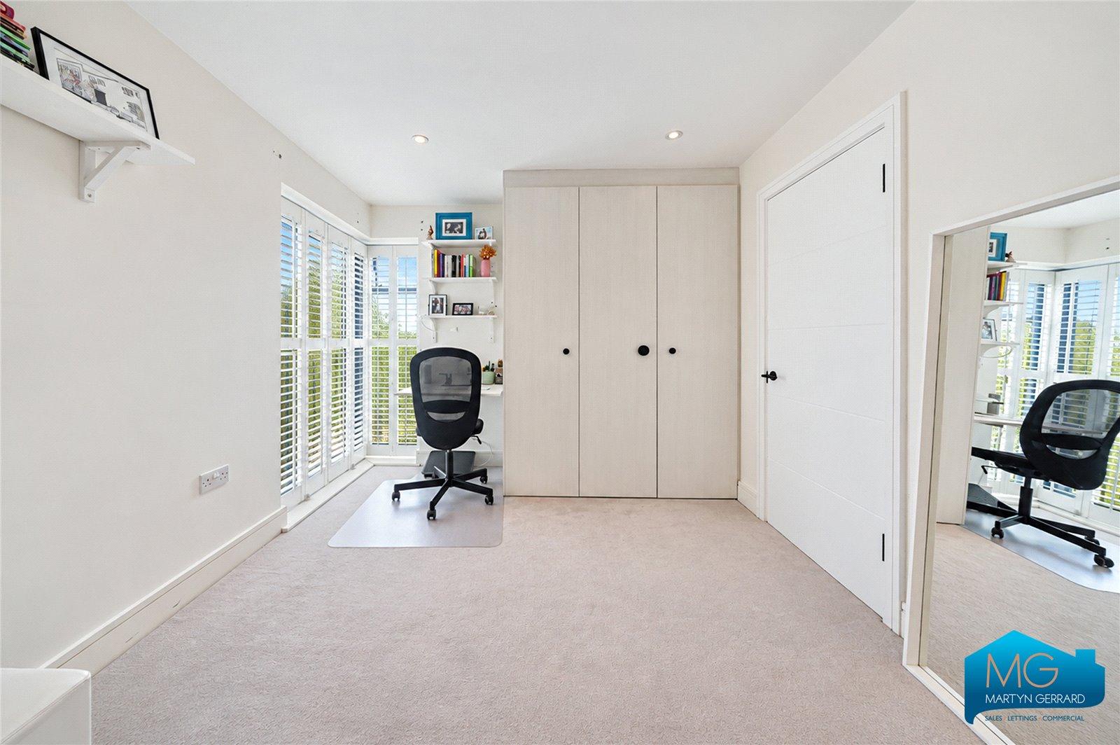 3 bedroom Terraced House for sale - Martyn Gerrard