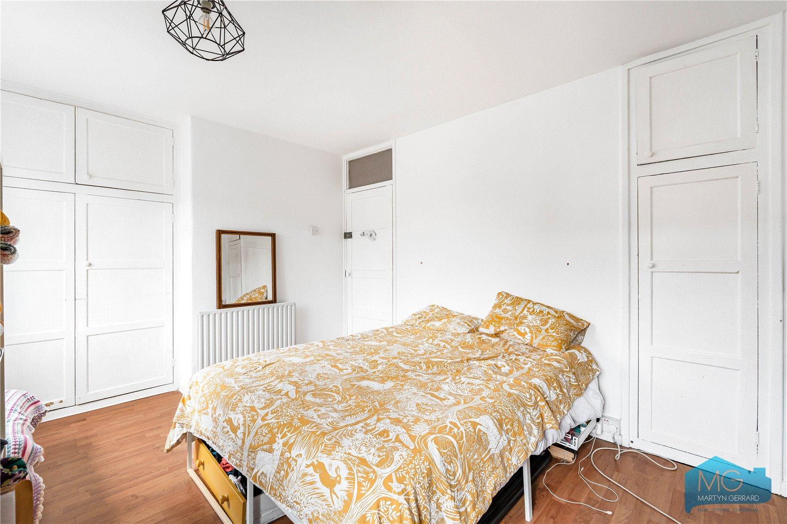2 bedroom House for sale - Martyn Gerrard