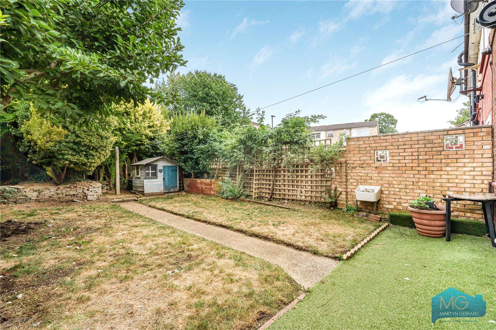 2 bedroom House for sale - Martyn Gerrard