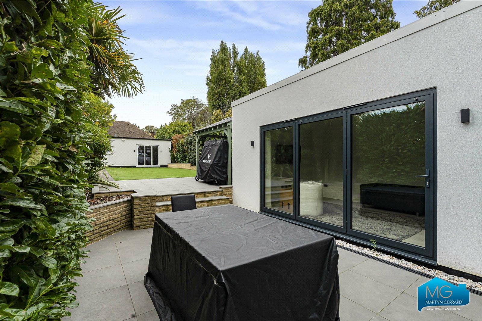 5 bedroom Semi-Detached House to rent - Martyn Gerrard