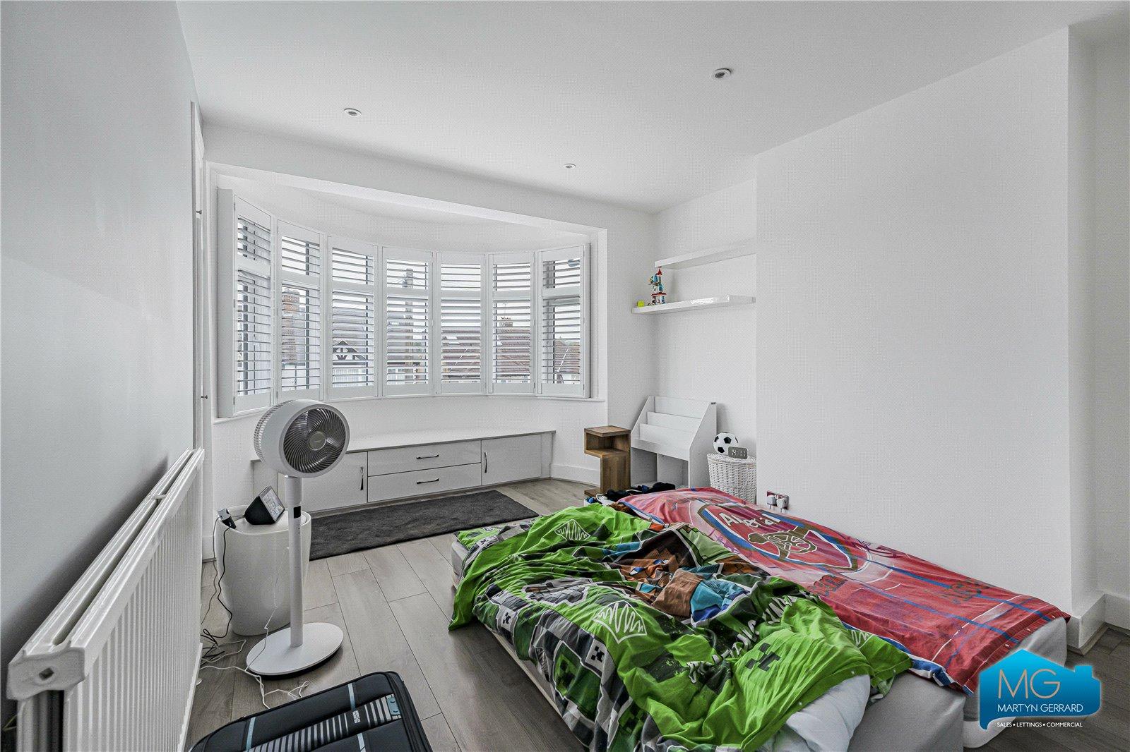 5 bedroom Semi-Detached House to rent - Martyn Gerrard