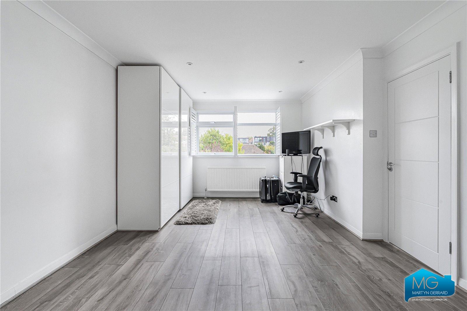5 bedroom Semi-Detached House to rent - Martyn Gerrard