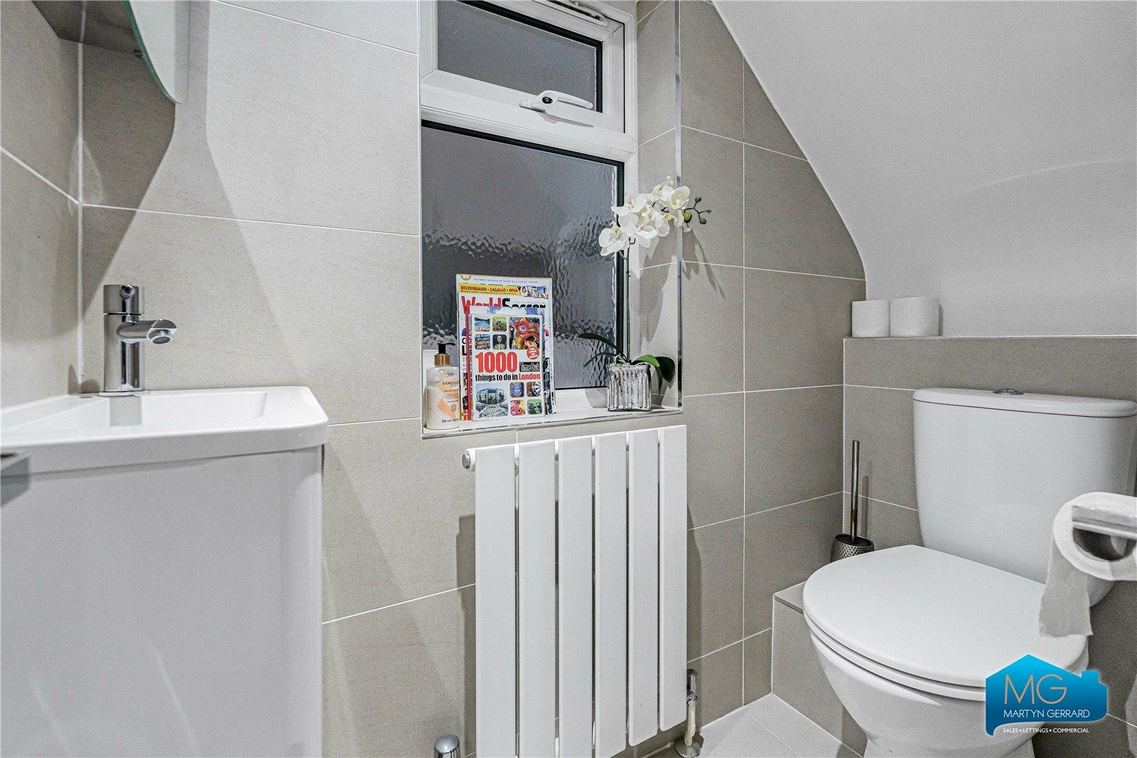 5 bedroom Semi-Detached House to rent - Martyn Gerrard