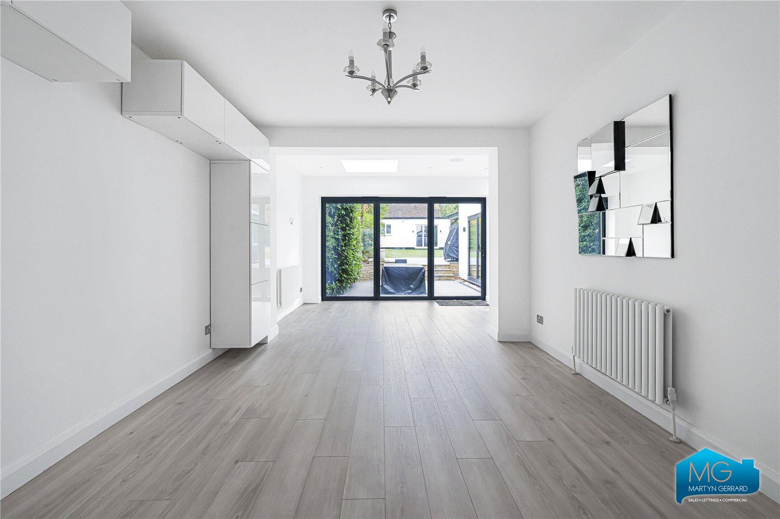 5 bedroom Semi-Detached House to rent - Martyn Gerrard