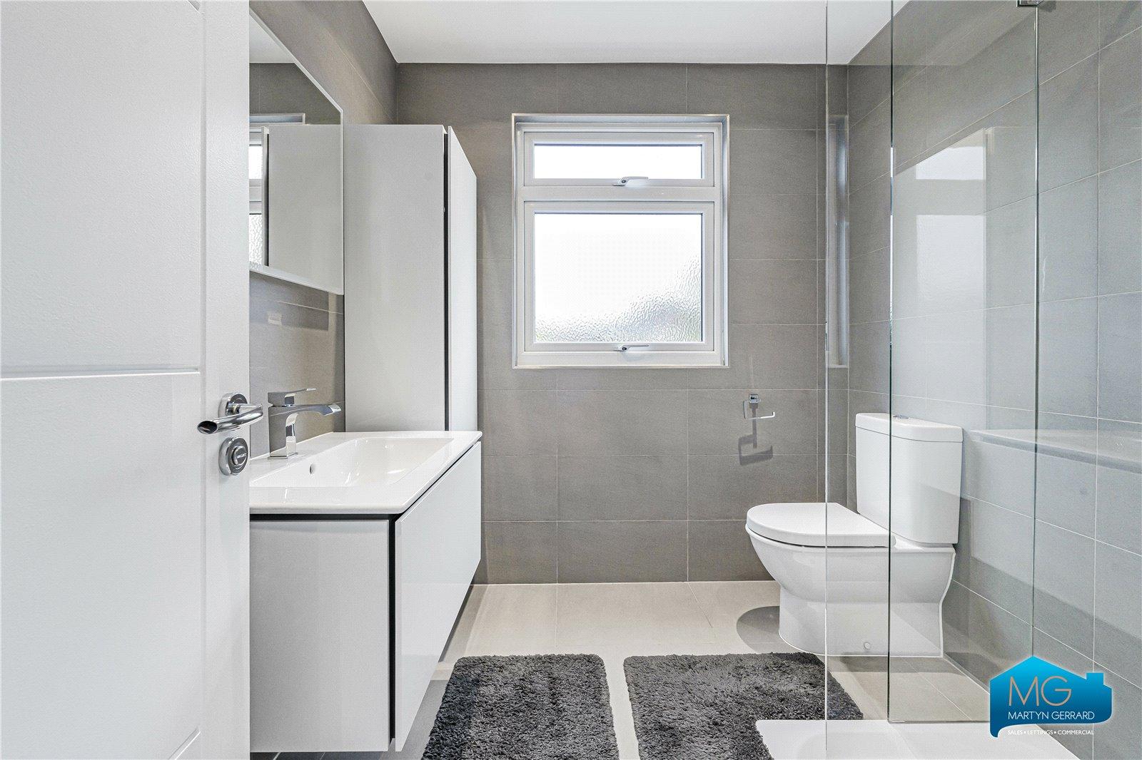 5 bedroom Semi-Detached House to rent - Martyn Gerrard