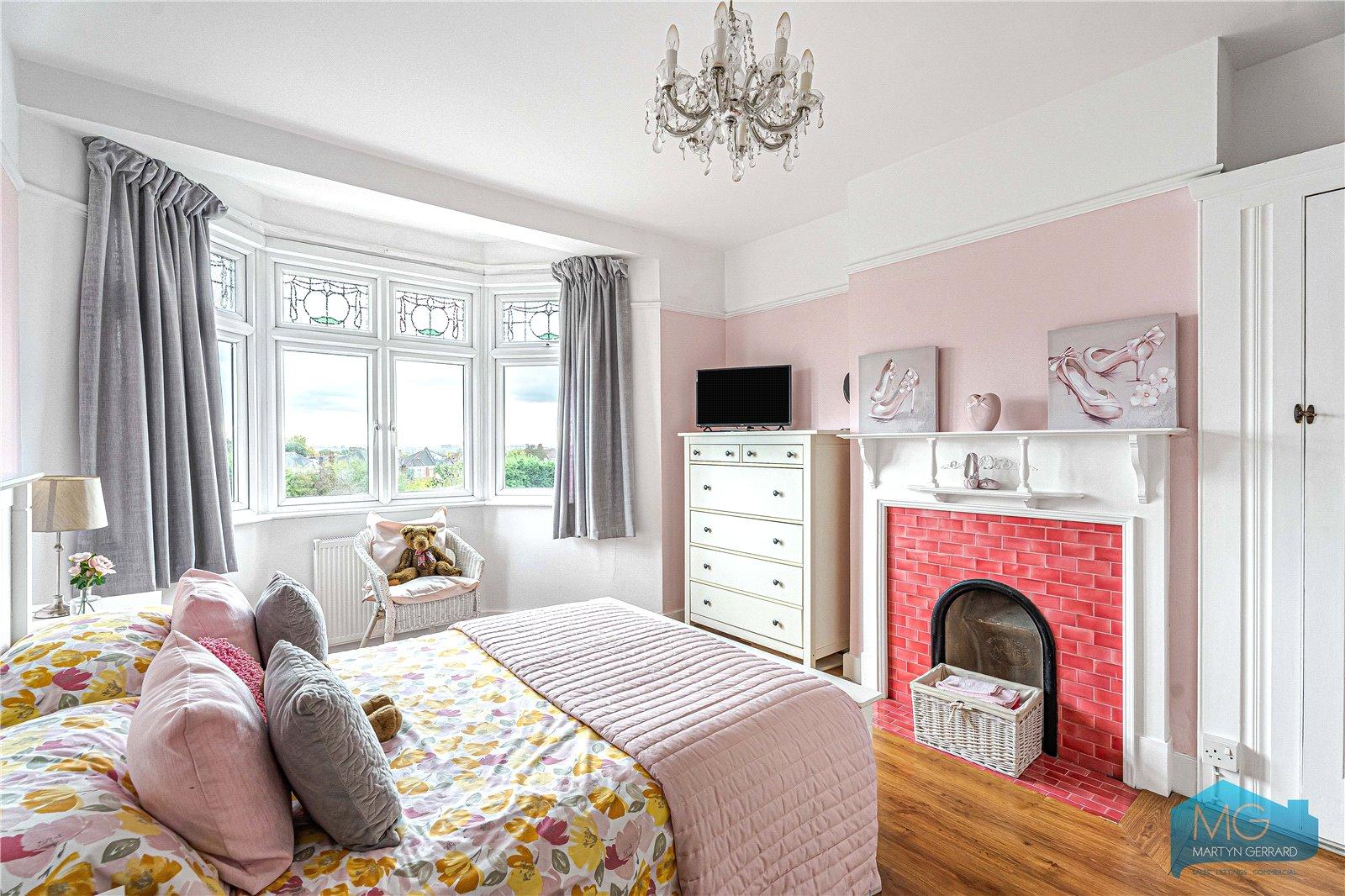 5 bedroom Semi-Detached House for sale - Martyn Gerrard