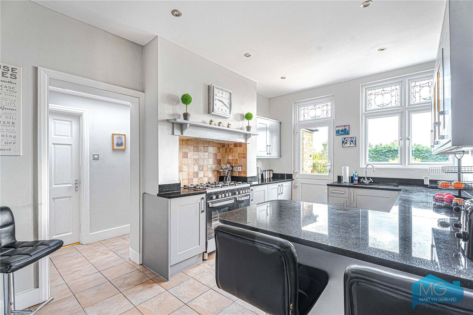 5 bedroom Semi-Detached House for sale - Martyn Gerrard