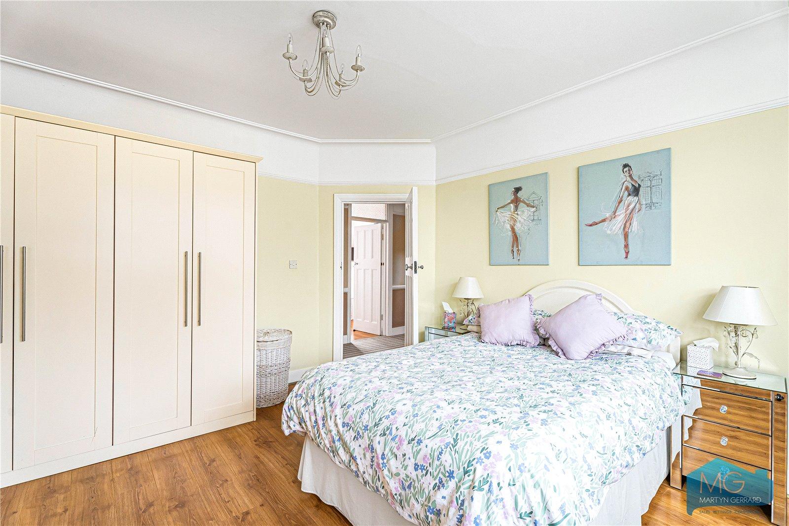 5 bedroom Semi-Detached House for sale - Martyn Gerrard