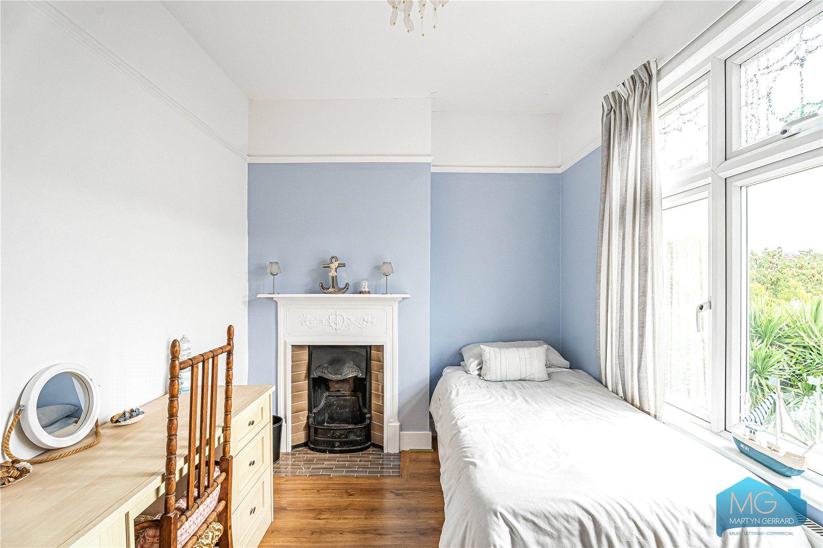 5 bedroom Semi-Detached House for sale - Martyn Gerrard