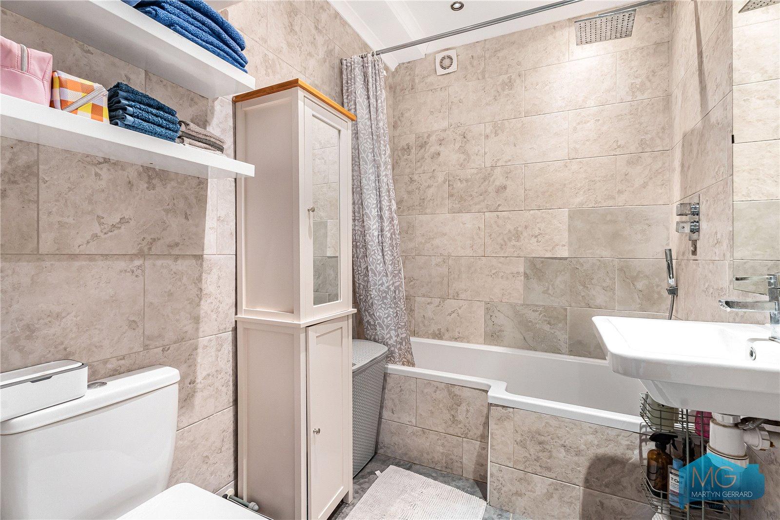 2 bedroom Ground Floor Flat for sale - Martyn Gerrard